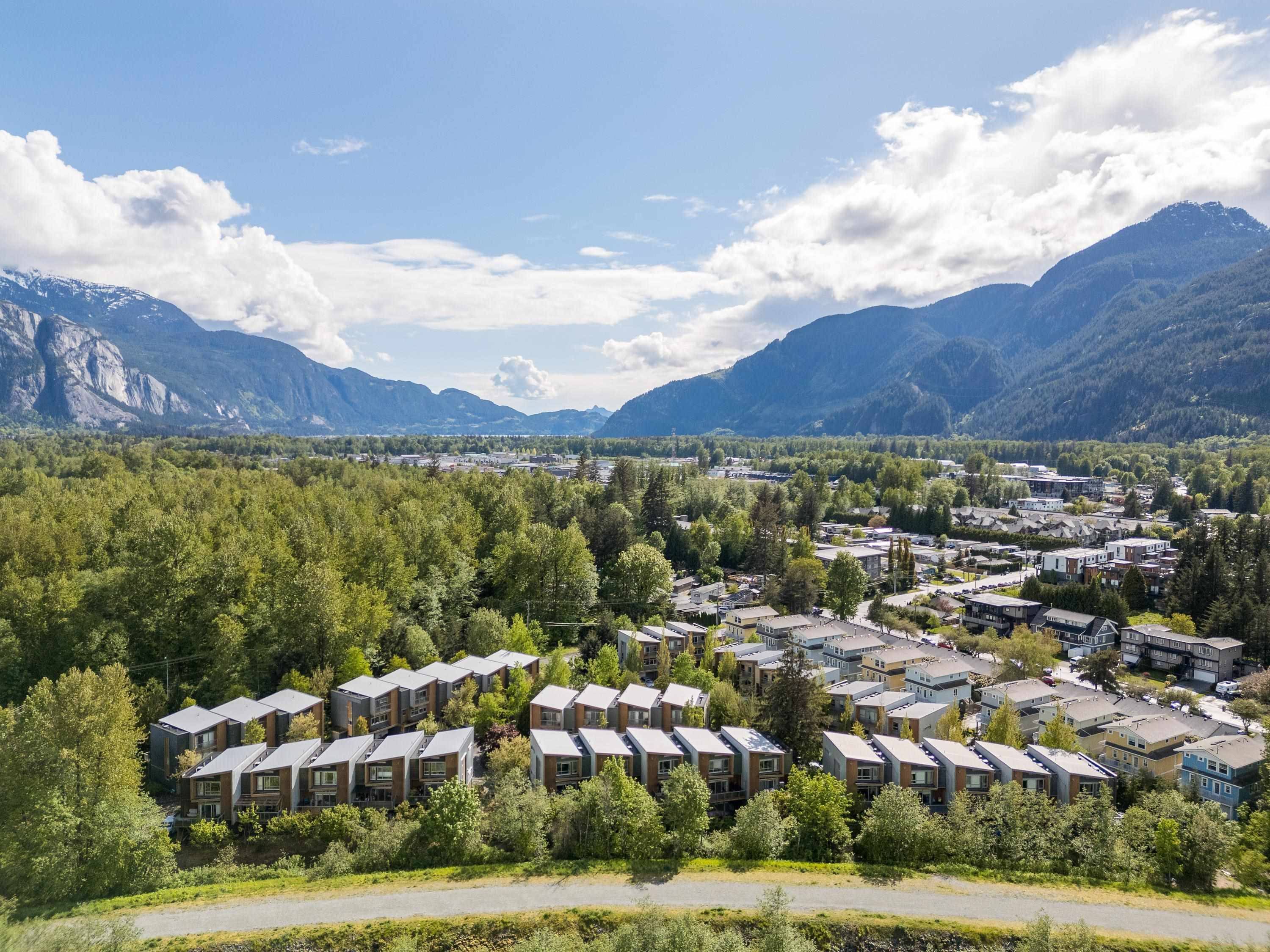 39893 Government RD #10, Squamish, BC V8B 0G7