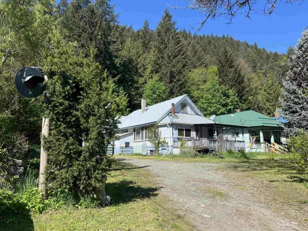 Boston Bar / Lytton, BC V0K 1C0,48745 North Bend CRES