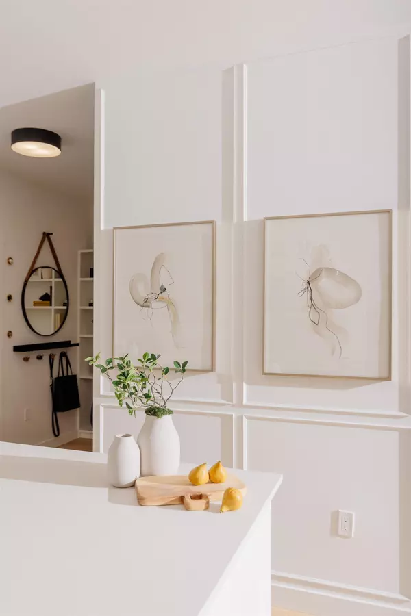 Coquitlam, BC N0N 0N0,209 Lebleu ST #106