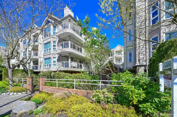 7200 Gilbert RD #207, Richmond, BC V7C 3W2