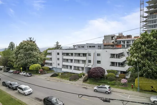 1341 George ST #104,  White Rock,  BC V4B 4A1