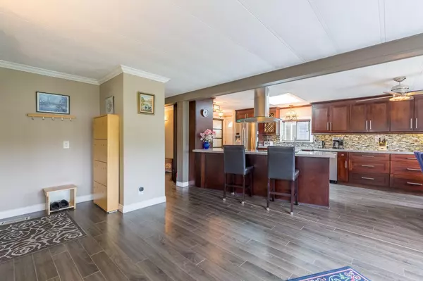 Langley, BC V2Z 1N6,2270 196 ST #9