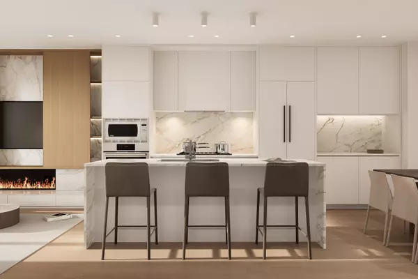 North Vancouver, BC V7P 1Y1,1928 Glenaire DR #8