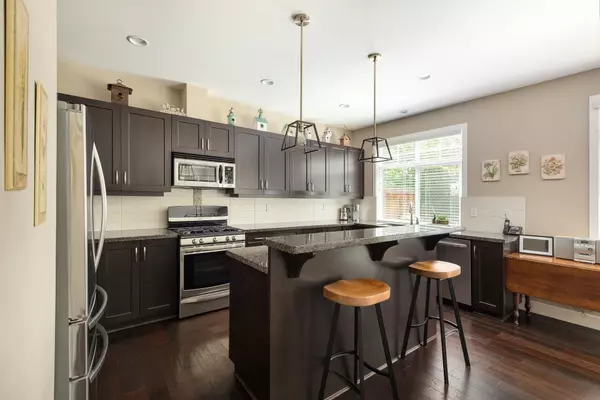 Surrey, BC V3Z 2J8,15454 32 AVE #29