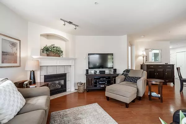 Delta, BC V4K 5B5,4770 52a ST #117