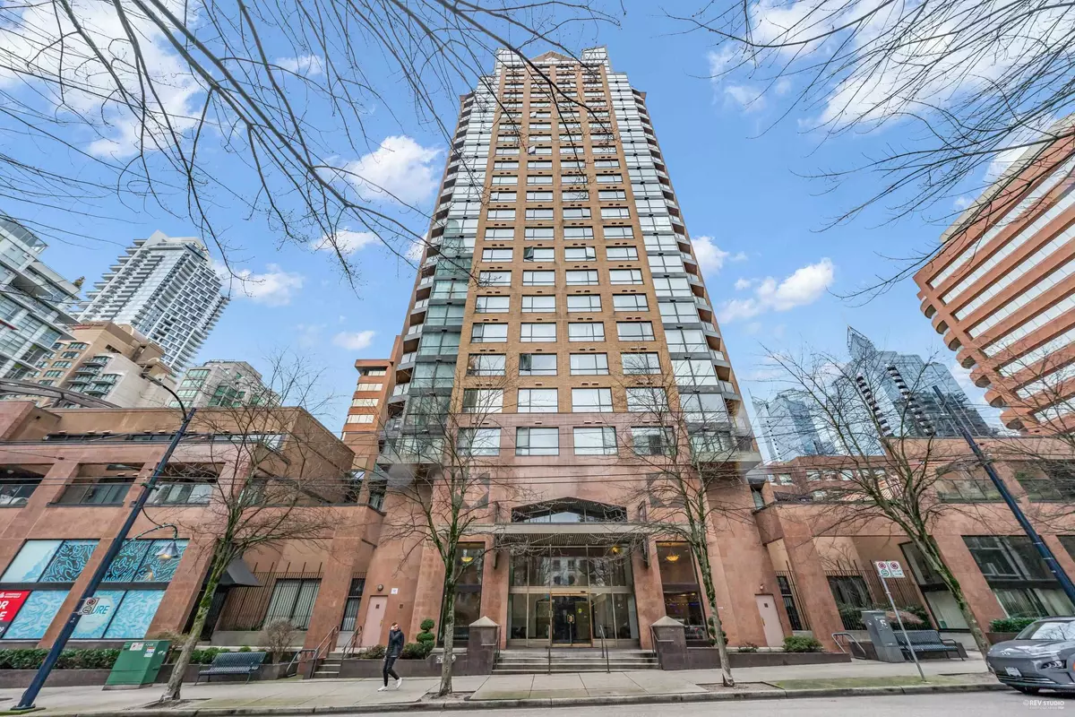 Vancouver, BC V6Z 2X4,1189 Howe ST #711
