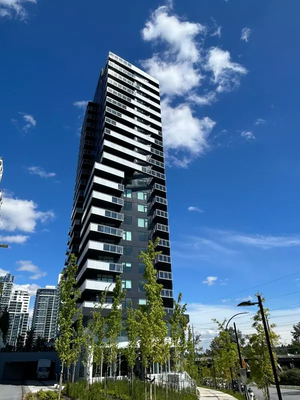 Vancouver, BC V5C 5T3,4433 Alaska ST #807