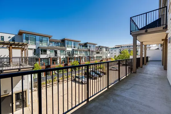 Richmond, BC V7E 0A7,6077 London RD #204