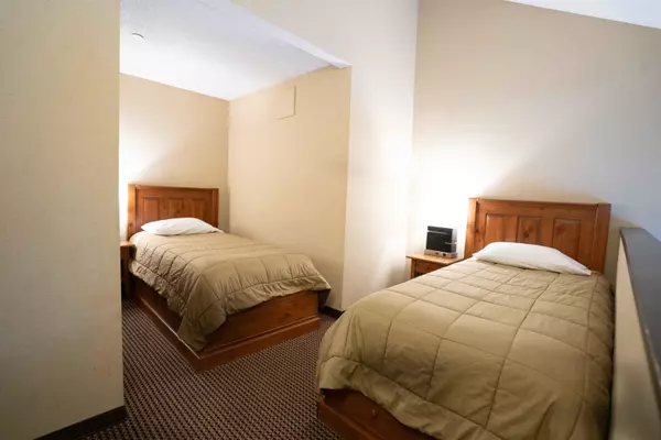 Whistler, BC V8E 0Z7,4220 Gateway DR #215