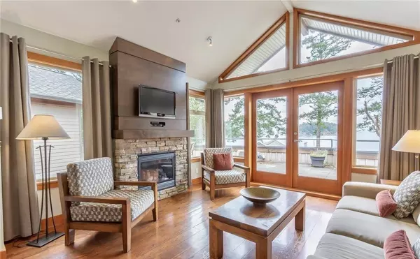 Mayne Island, BC V0N 2J1,494 Arbutus DR #109D