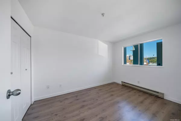 Vancouver, BC V5R 4H6,5520 Joyce ST #304