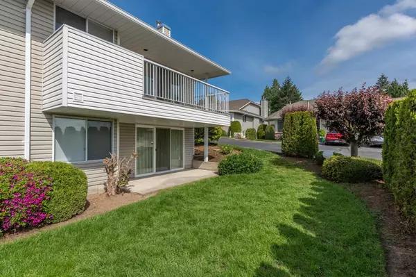 Abbotsford, BC V2T 4T8,32615 Murray AVE #18