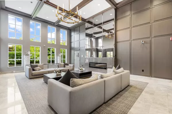 Surrey, BC V3Z 0N7,15137 33 AVE #428