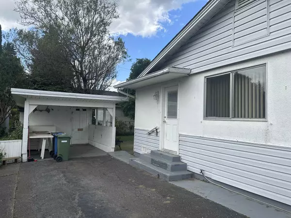 Abbotsford, BC V2S 3H3,2153 Vinewood ST