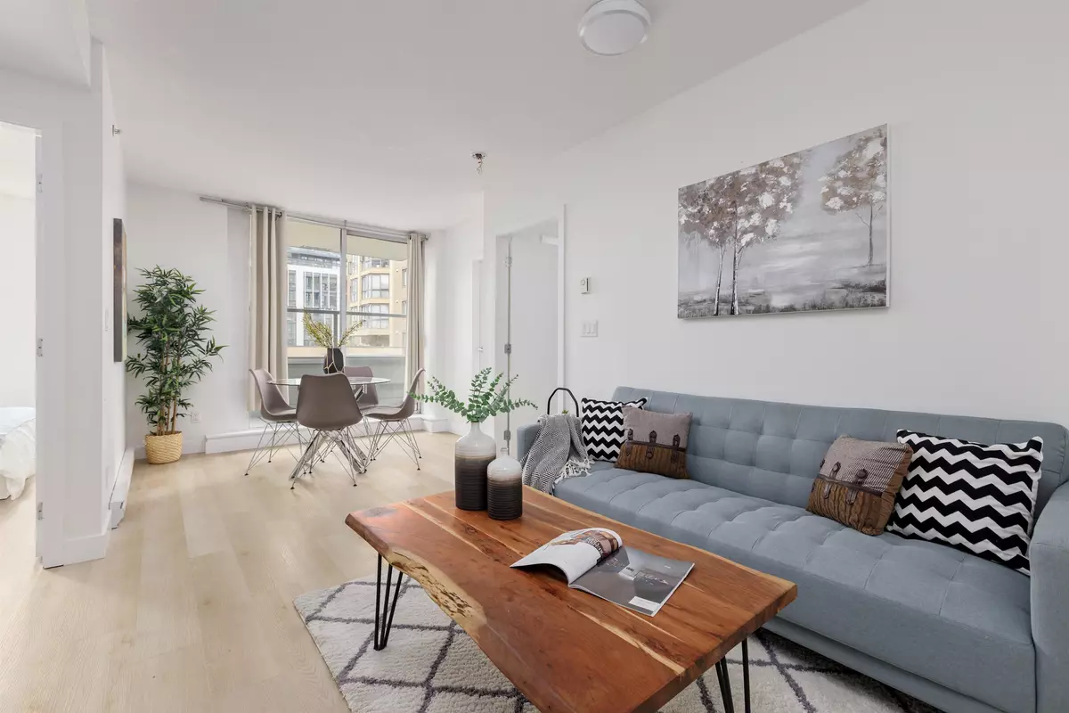 Vancouver, BC V6B 0B1,1133 Homer ST #702