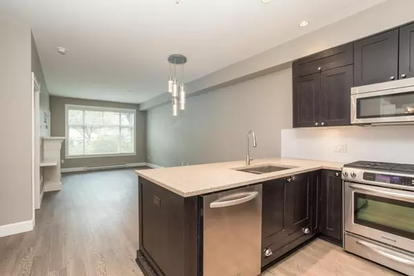 Surrey, BC V3Z 4R3,15185 36 AVE #101