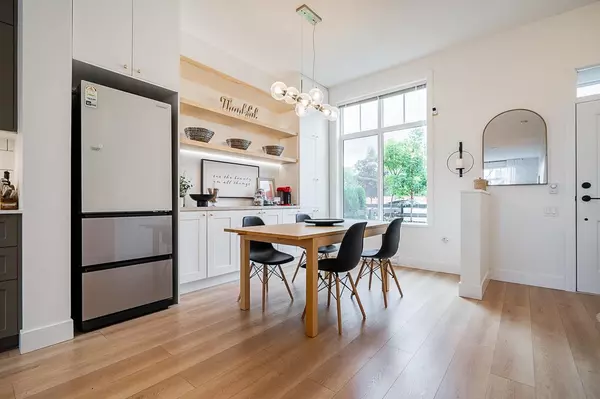 Coquitlam, BC V3B 0S3,3529 Baycrest AVE #132