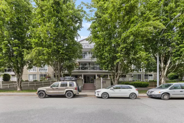 2485 Atkins AVE #101, Port Coquitlam, BC V3C 1Z1