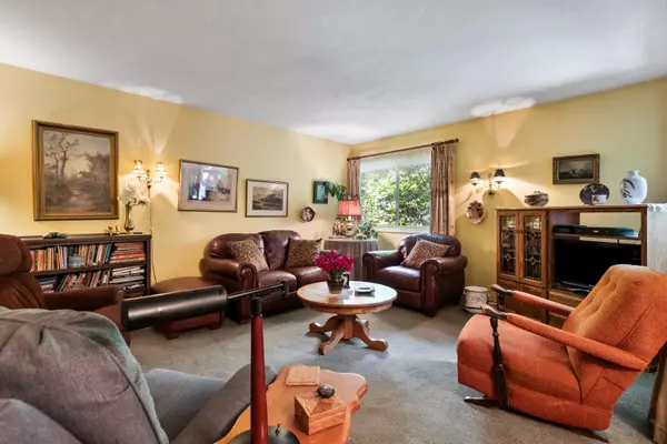 Maple Ridge, BC V2X 5G1,11767 Darby ST