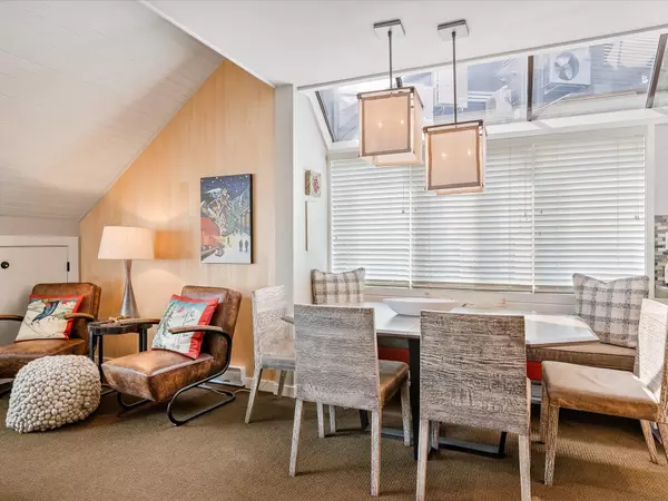 Whistler, BC V8E 1M7,4324 Sunrise ALY #G&H