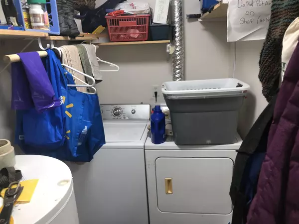 Chilliwack, BC V2P 6V4,45669 Mcintosh DR #104