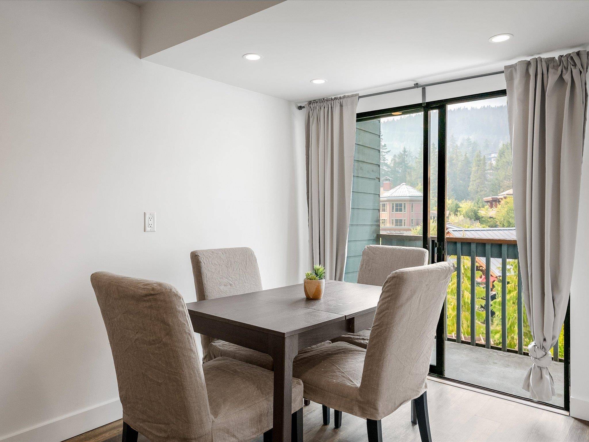 Whistler, BC V8E 0N4,2129 Lake Placid RD #305 A/B