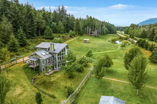 Mayne Island, BC V8N 5W6,360 Merryman DR