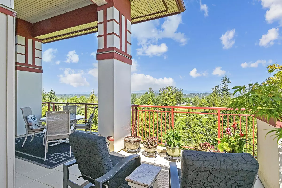 Surrey, BC V3S 6V7,16477 64 AVE #306