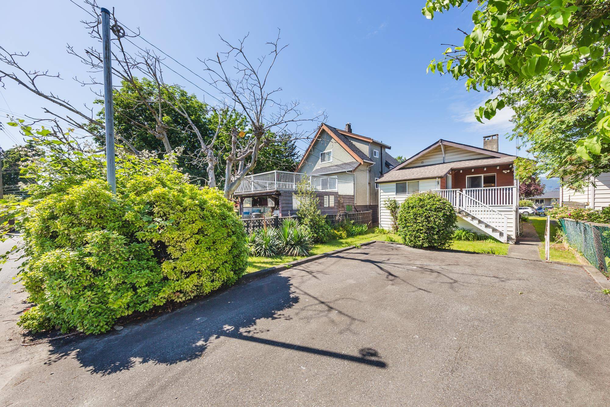 Vancouver, BC V5K 1E4,2644 Trinity ST