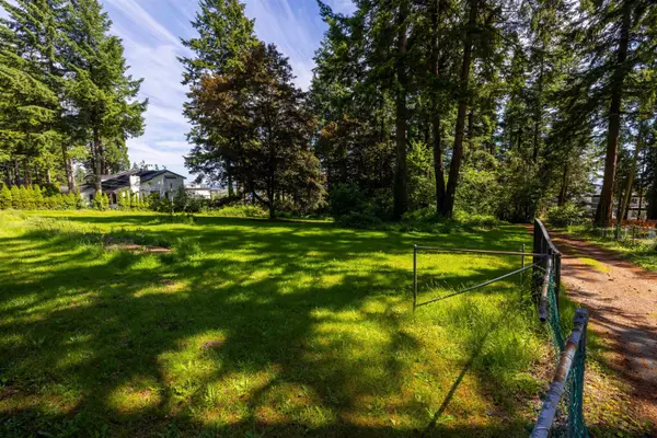 Surrey, BC V3X 3B7,12482 53 AVE