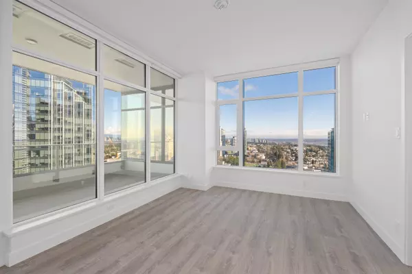 Burnaby, BC V5H 0K5,6511 Sussex AVE #2002