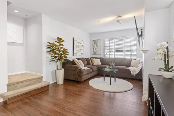 Langley, BC V2Y 2Y7,20540 66 AVE #28