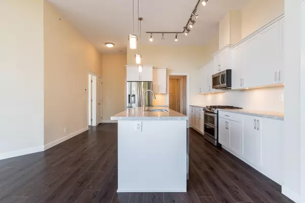 Langley, BC V2Y 3P8,20376 86 AVE #601