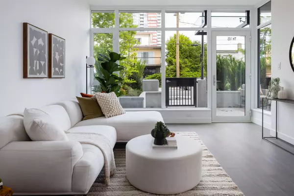 Burnaby, BC V5H 0K5,6511 Sussex AVE #TH 108