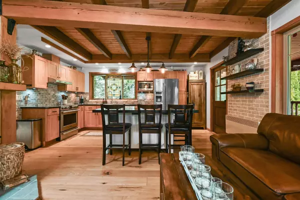 Mission, BC V0M 1N0,44301 Bayview RD