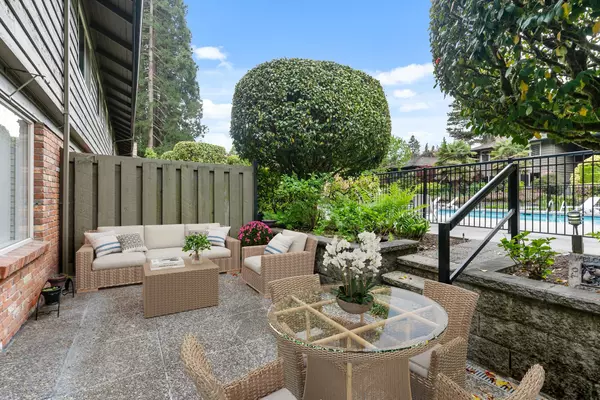 West Vancouver, BC V7T 1L5,235 Keith RD #103