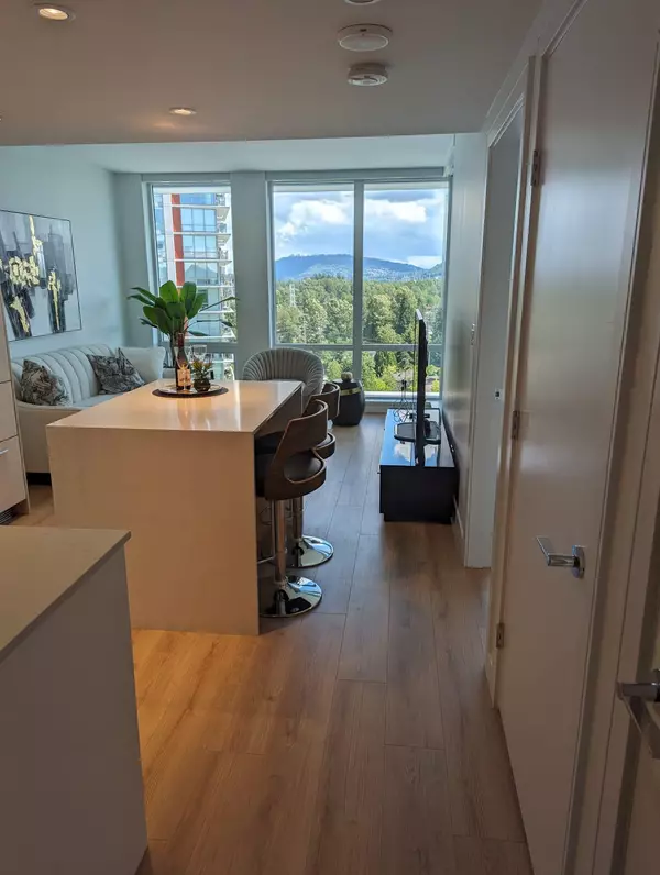 North Vancouver, BC V7J 0E6,1500 Fern ST #1204