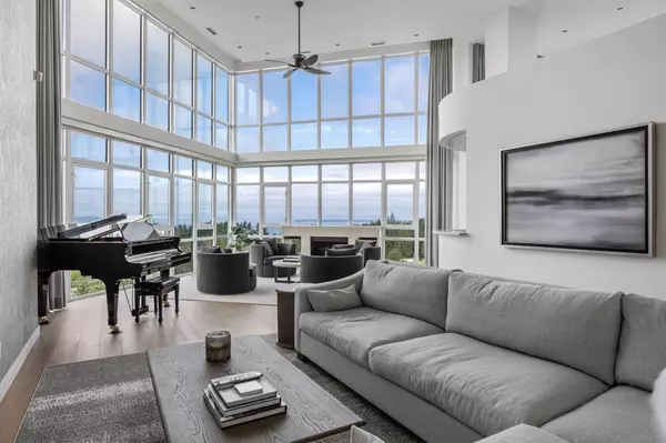 White Rock, BC V4B 3E2,14824 North Bluff RD #1101