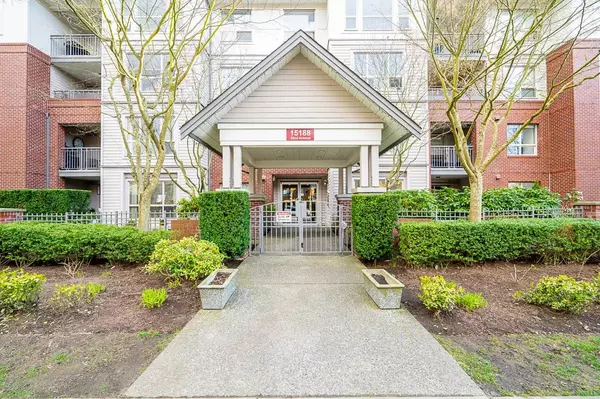 Surrey, BC V4A 9T4,15188 22 AVE #210