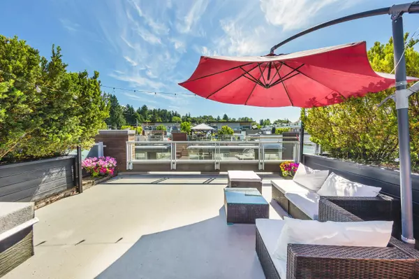 735 W 15th ST #222,  North Vancouver,  BC V7M 0B8