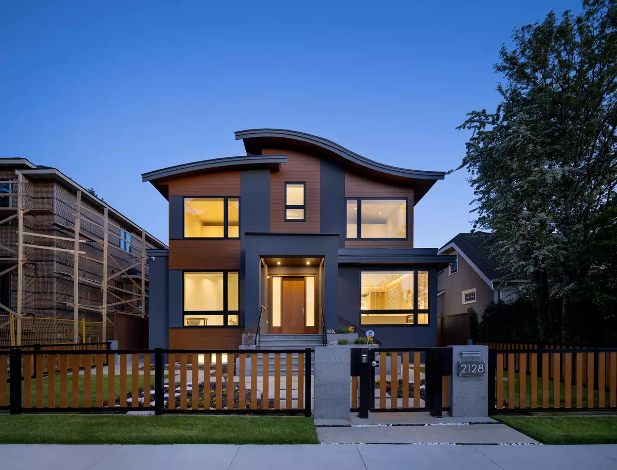 Vancouver, BC V6L 1J3,2128 W 21st AVE