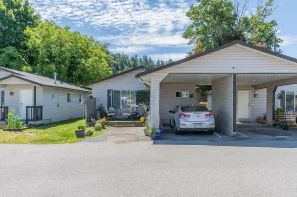 Chilliwack, BC V2R 3M8,5648 Vedder RD #11