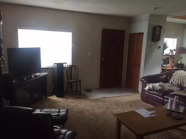 Maple Ridge, BC V2X 6L1,12101 Fletcher ST