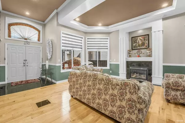 Surrey, BC V3V 8E2,9092 141b ST