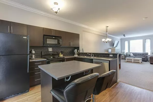 Surrey, BC V4N 5T8,6575 192 ST #65