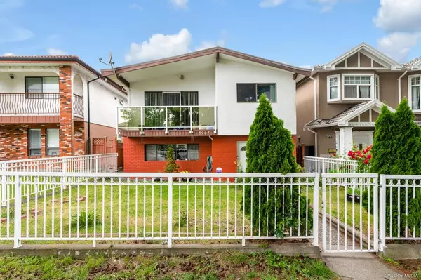 Vancouver, BC V5R 4M7,5907 Battison ST