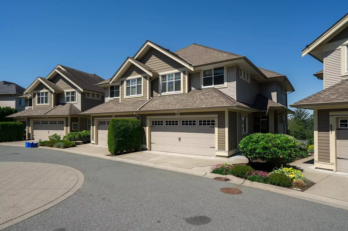 Surrey, BC V3S 8C5,7177 179 ST #16