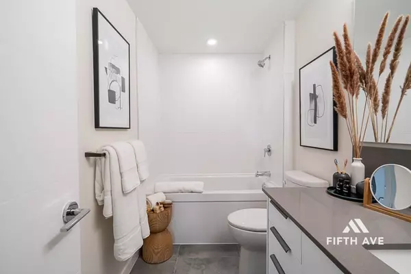 Langley, BC V2Y 3X1,7936 206 ST #222