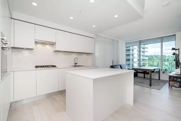 Burnaby, BC V3J 0M2,3833 Evergreen PL #1401