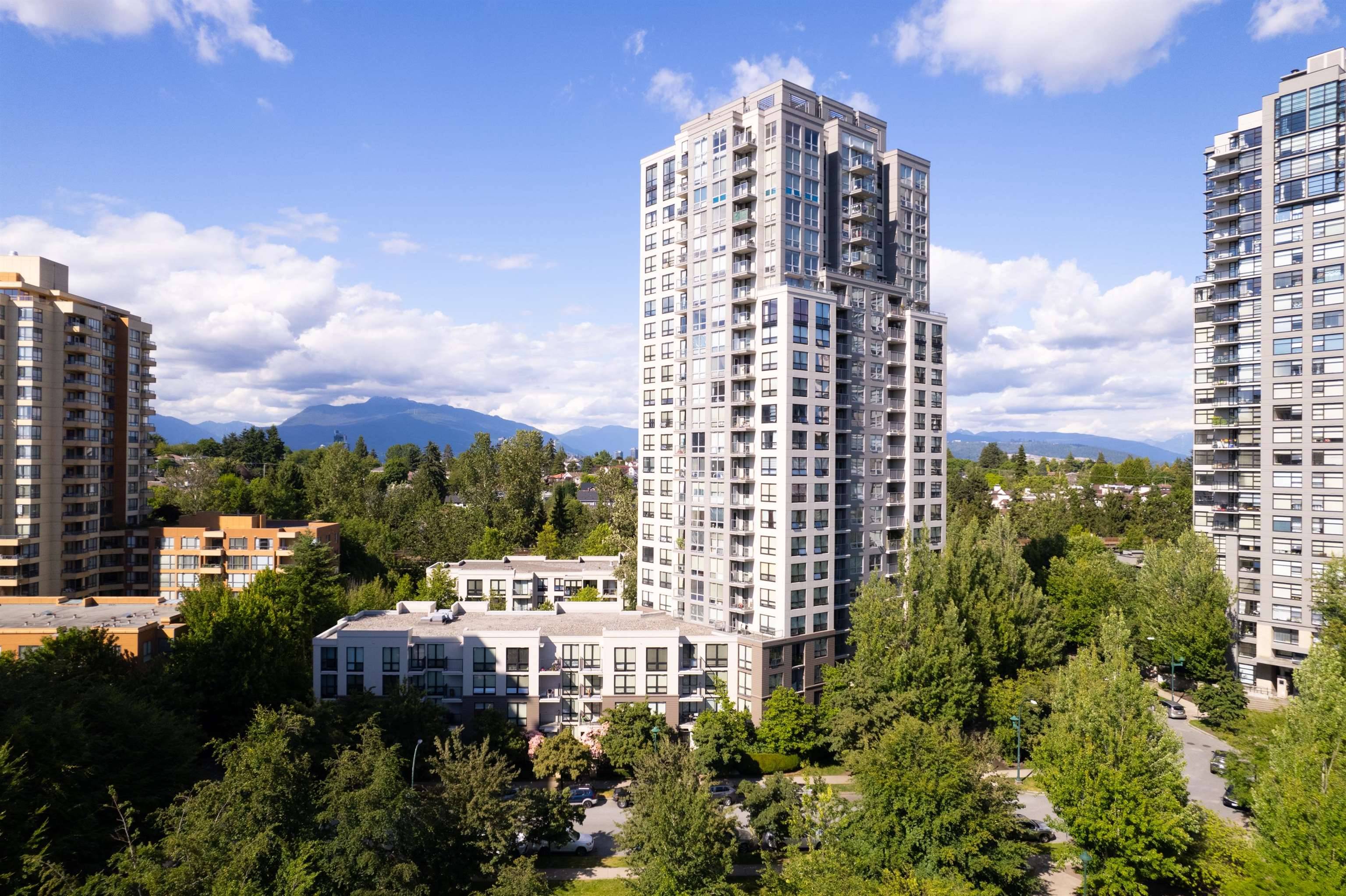 Vancouver, BC V5R 6H4,3663 Crowley DR #1809